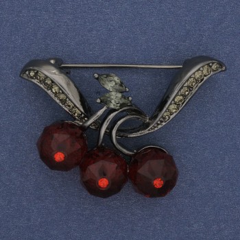 Broche Cerezas rojas, cristales strass, color plata oscura, 42x25 mm+