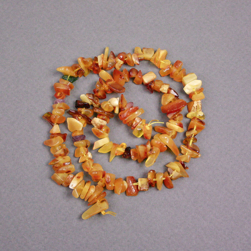 Cuentas de ámbar en hilo, fragmentos 8×3 mm, longitud 39 cm ±